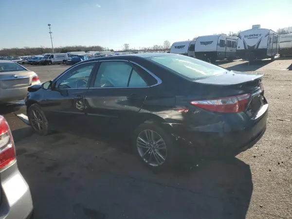 4T1BF1FK6HU340632 2017 TOYOTA CAMRY - Image 2