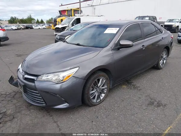4T1BF1FK6HU341733 2017 TOYOTA CAMRY - Image 2