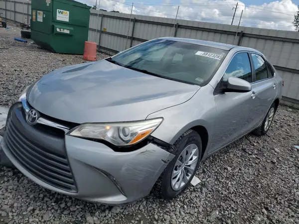 4T1BF1FK6HU341828 2017 TOYOTA CAMRY - Image 1