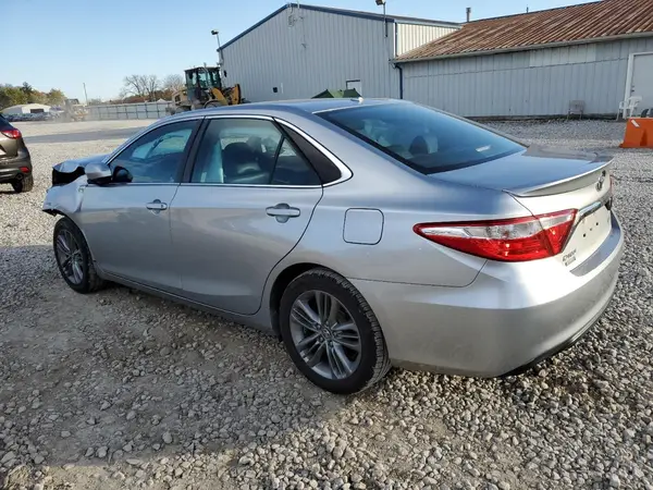 4T1BF1FK6HU342011 2017 TOYOTA CAMRY - Image 2