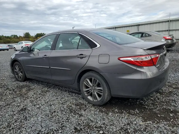 4T1BF1FK6HU343238 2017 TOYOTA CAMRY - Image 2