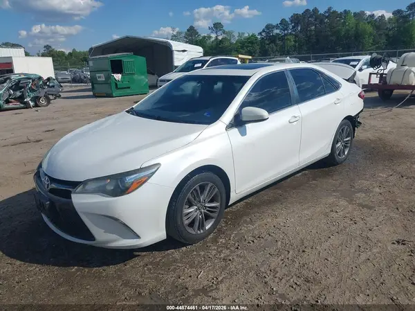 4T1BF1FK6HU343952 2017 TOYOTA CAMRY - Image 2