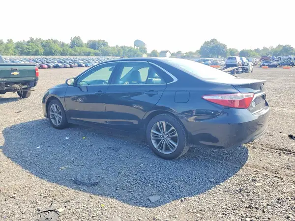 4T1BF1FK6HU344065 2017 TOYOTA CAMRY - Image 2