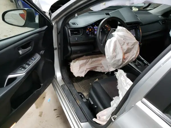 4T1BF1FK6HU344650 2017 TOYOTA CAMRY - Image 8