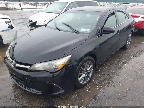 4T1BF1FK6HU346270 2017 TOYOTA CAMRY - Image 2
