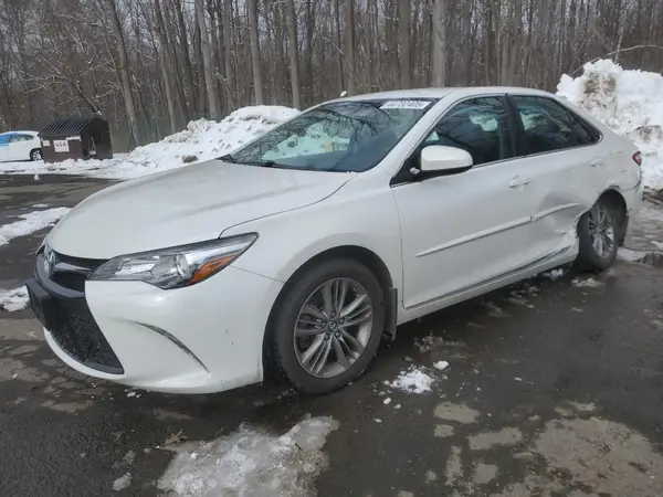 4T1BF1FK6HU347371 2017 TOYOTA CAMRY - Image 1