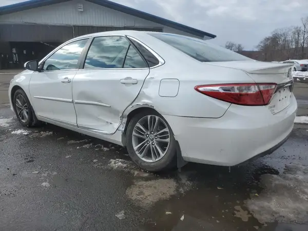 4T1BF1FK6HU347371 2017 TOYOTA CAMRY - Image 2