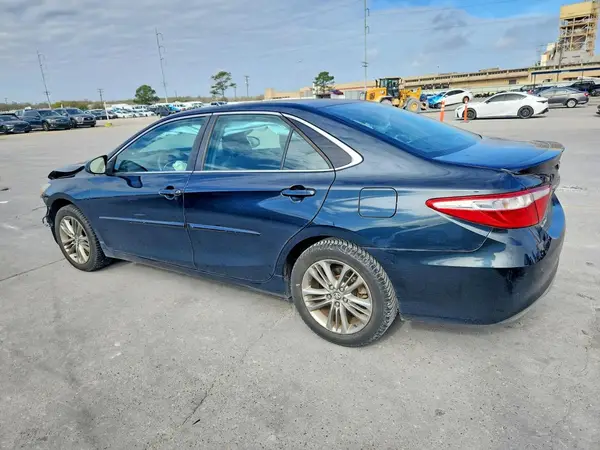 4T1BF1FK6HU350559 2017 TOYOTA CAMRY - Image 2