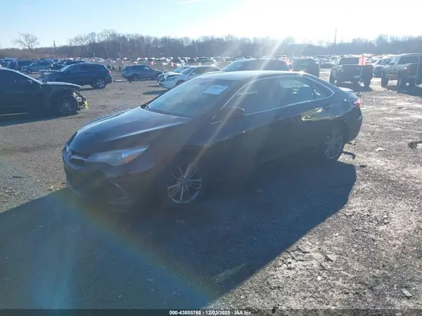4T1BF1FK6HU357785 2017 TOYOTA CAMRY - Image 2