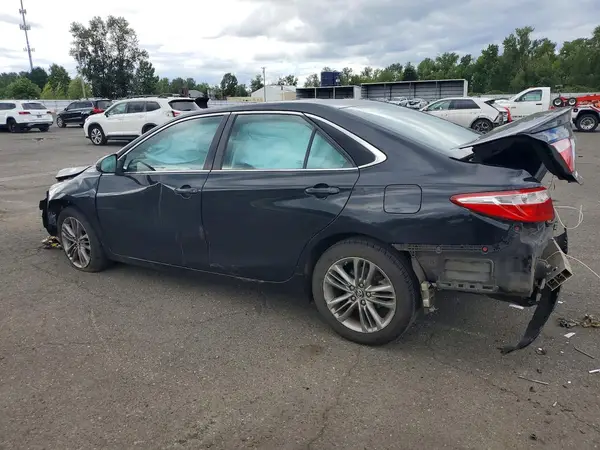 4T1BF1FK6HU358662 2017 TOYOTA CAMRY - Image 2