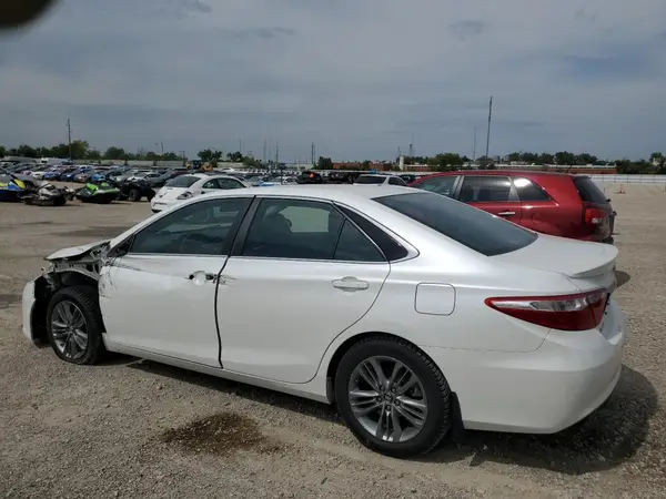 4T1BF1FK6HU362257 2017 TOYOTA CAMRY - Image 2