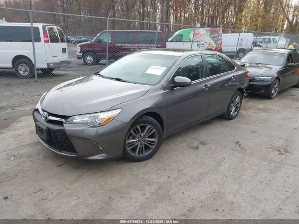 4T1BF1FK6HU365434 2017 TOYOTA CAMRY - Image 2
