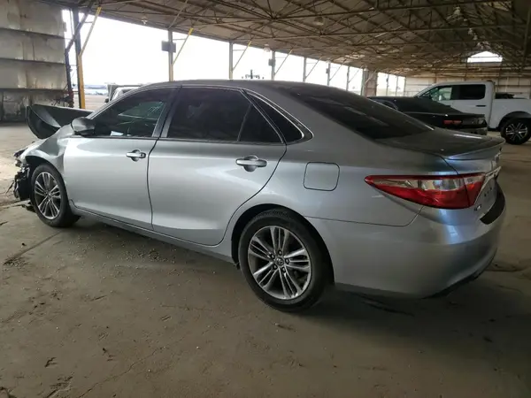 4T1BF1FK6HU375607 2017 TOYOTA CAMRY - Image 2
