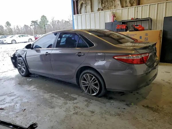 4T1BF1FK6HU377356 2017 TOYOTA CAMRY - Image 2