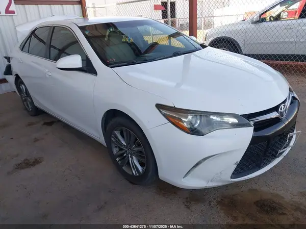 4T1BF1FK6HU381245 2017 TOYOTA CAMRY - Image 1