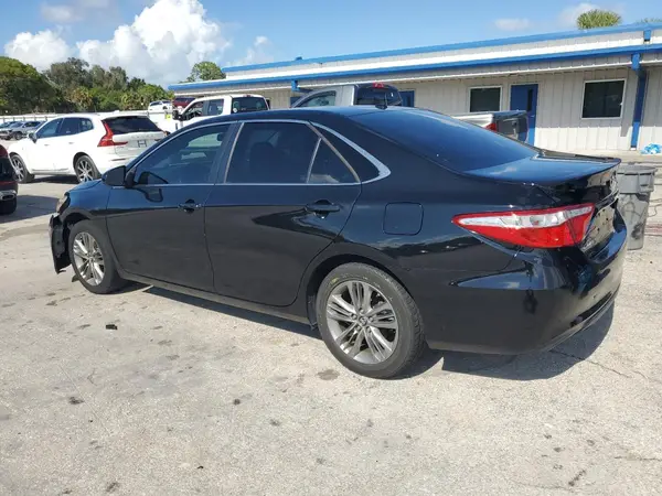 4T1BF1FK6HU381424 2017 TOYOTA CAMRY - Image 2
