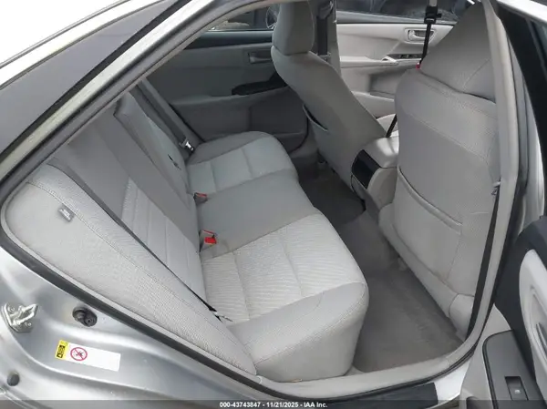 4T1BF1FK6HU385229 2017 TOYOTA CAMRY - Image 8