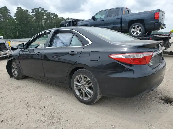 4T1BF1FK6HU387577 2017 TOYOTA CAMRY - Image 2
