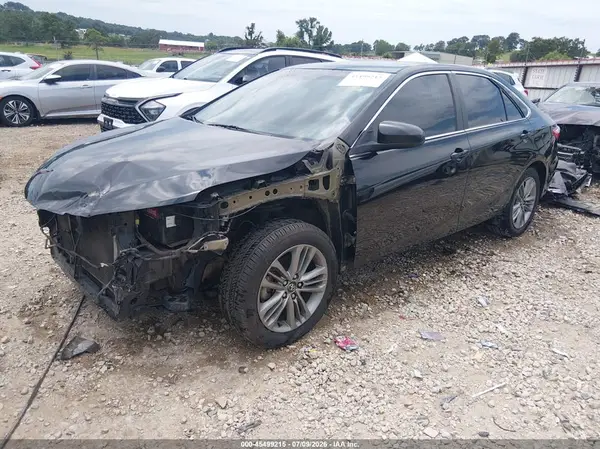 4T1BF1FK6HU388793 2017 TOYOTA CAMRY - Image 2