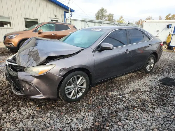 4T1BF1FK6HU391323 2017 TOYOTA CAMRY - Image 1