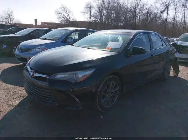 4T1BF1FK6HU393203 2017 TOYOTA CAMRY - Image 2