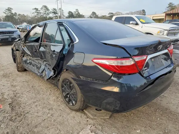 4T1BF1FK6HU398076 2017 TOYOTA CAMRY - Image 2