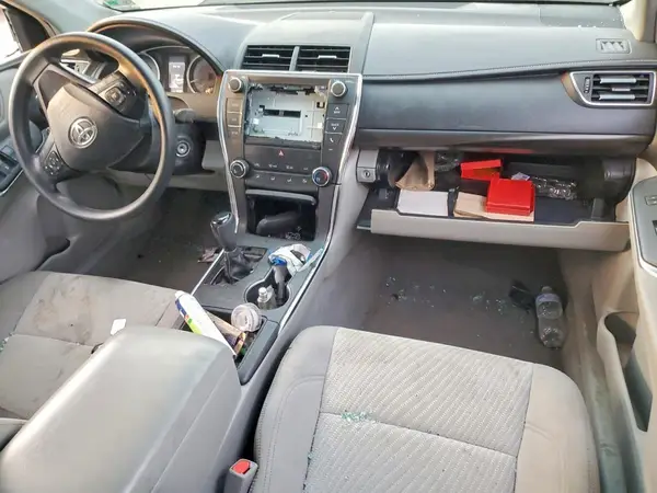 4T1BF1FK6HU398076 2017 TOYOTA CAMRY - Image 8