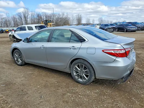 4T1BF1FK6HU399504 2017 TOYOTA CAMRY - Image 2