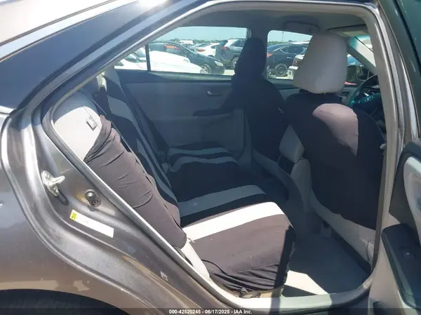 4T1BF1FK6HU403180 2017 TOYOTA CAMRY - Image 8