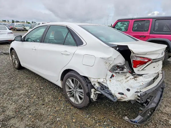 4T1BF1FK6HU403244 2017 TOYOTA CAMRY - Image 2