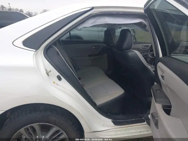 4T1BF1FK6HU405401 2017 TOYOTA CAMRY - Image 8