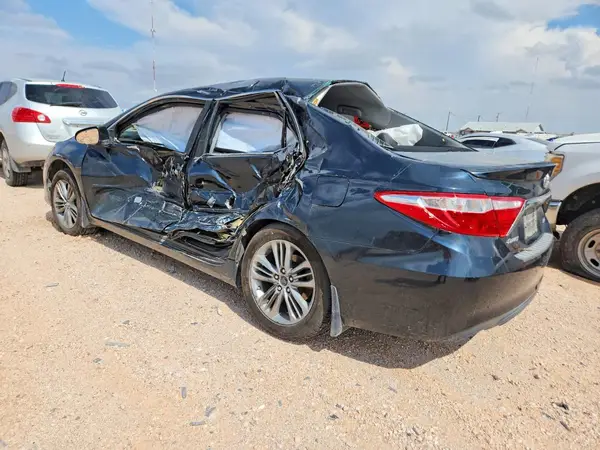 4T1BF1FK6HU407486 2017 TOYOTA CAMRY - Image 2