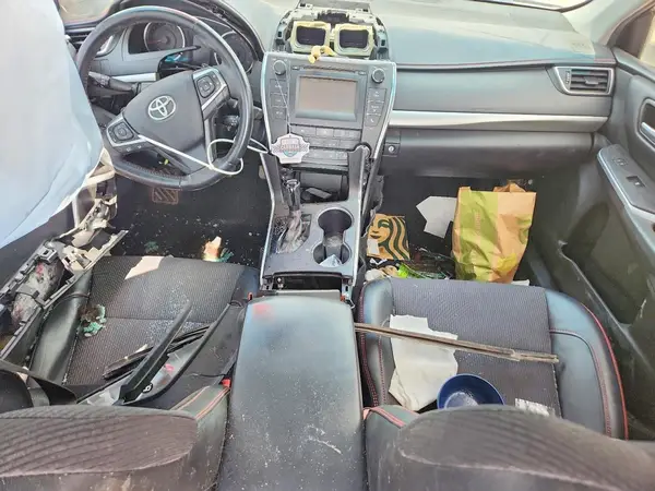 4T1BF1FK6HU407486 2017 TOYOTA CAMRY - Image 8