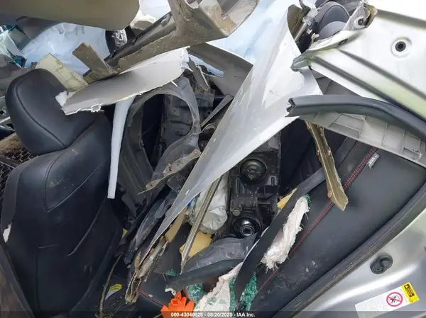 4T1BF1FK6HU409352 2017 TOYOTA CAMRY - Image 8