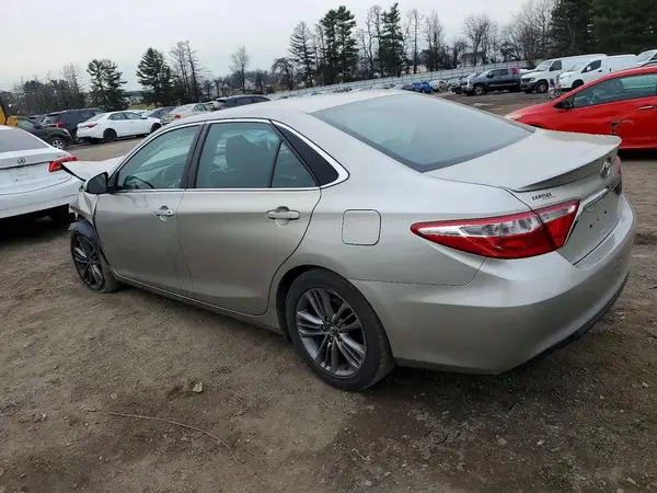 4T1BF1FK6HU412431 2017 TOYOTA CAMRY - Image 2
