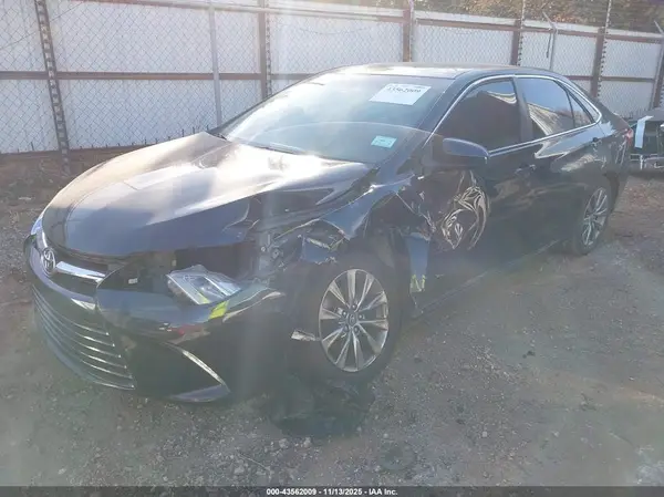 4T1BF1FK6HU419072 2017 TOYOTA CAMRY - Image 2