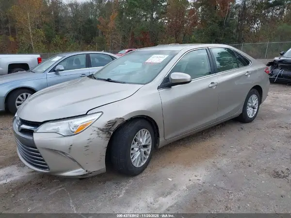 4T1BF1FK6HU421226 2017 TOYOTA CAMRY - Image 2