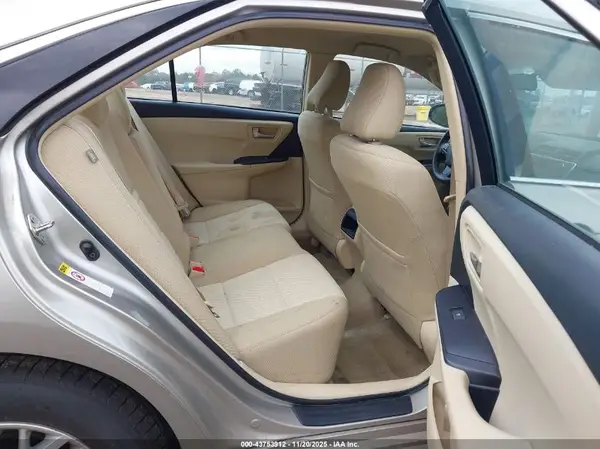 4T1BF1FK6HU421226 2017 TOYOTA CAMRY - Image 8