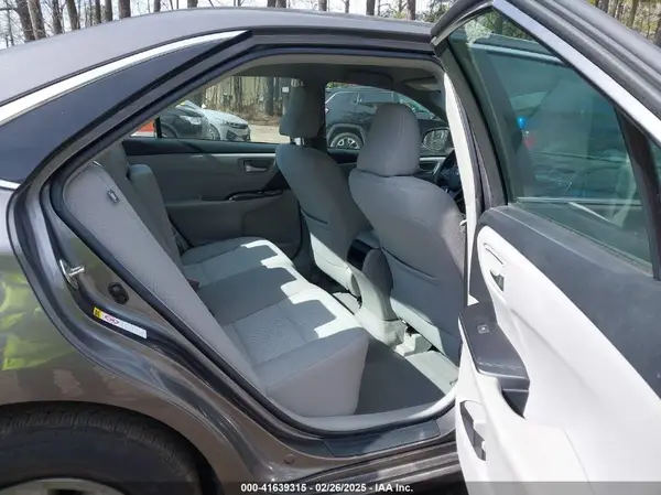 4T1BF1FK6HU424501 2017 TOYOTA CAMRY - Image 8
