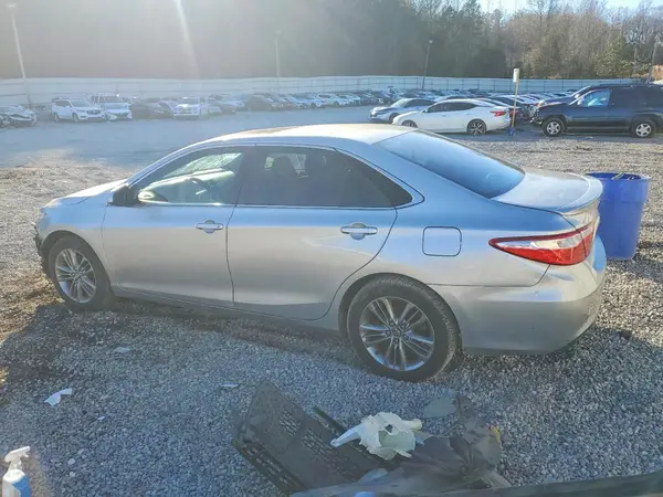 4T1BF1FK6HU426006 2017 TOYOTA CAMRY - Image 2