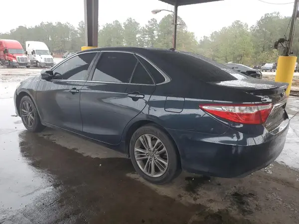 4T1BF1FK6HU429875 2017 TOYOTA CAMRY - Image 2