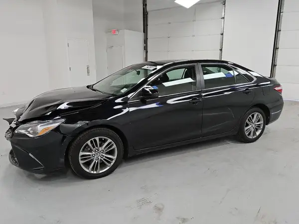 4T1BF1FK6HU432095 2017 TOYOTA CAMRY - Image 1
