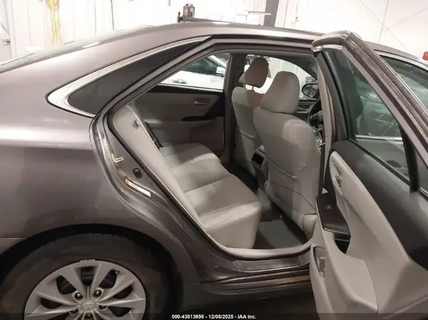 4T1BF1FK6HU433375 2017 TOYOTA CAMRY - Image 8