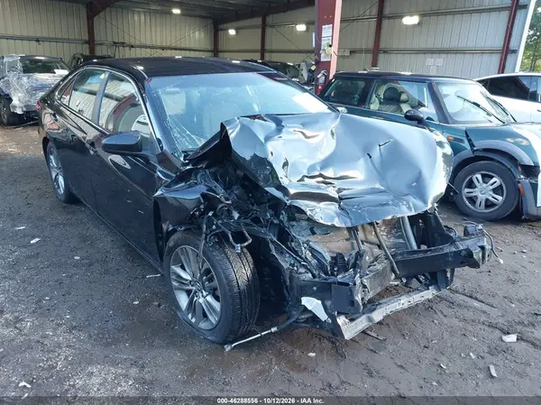 4T1BF1FK6HU437507 2017 TOYOTA CAMRY - Image 1