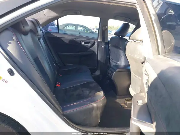4T1BF1FK6HU439743 2017 TOYOTA CAMRY - Image 8