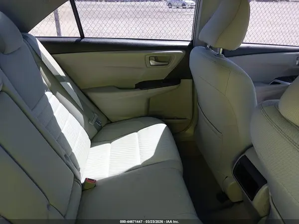 4T1BF1FK6HU440391 2017 TOYOTA CAMRY - Image 8