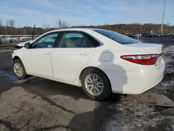 4T1BF1FK6HU441525 2017 TOYOTA CAMRY - Image 2