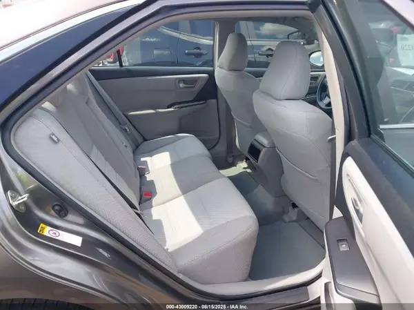4T1BF1FK6HU445462 2017 TOYOTA CAMRY - Image 8