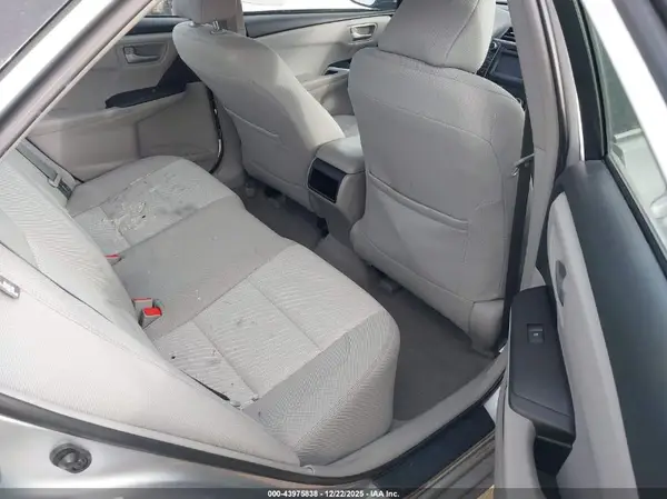 4T1BF1FK6HU446322 2017 TOYOTA CAMRY - Image 8