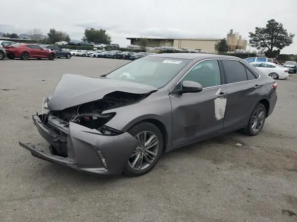 4T1BF1FK6HU452086 2017 TOYOTA CAMRY - Image 1